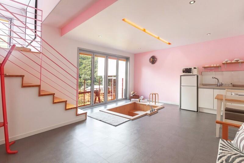 홍천 빌리지736펜션 (Hongcheon Village 736 Pension)