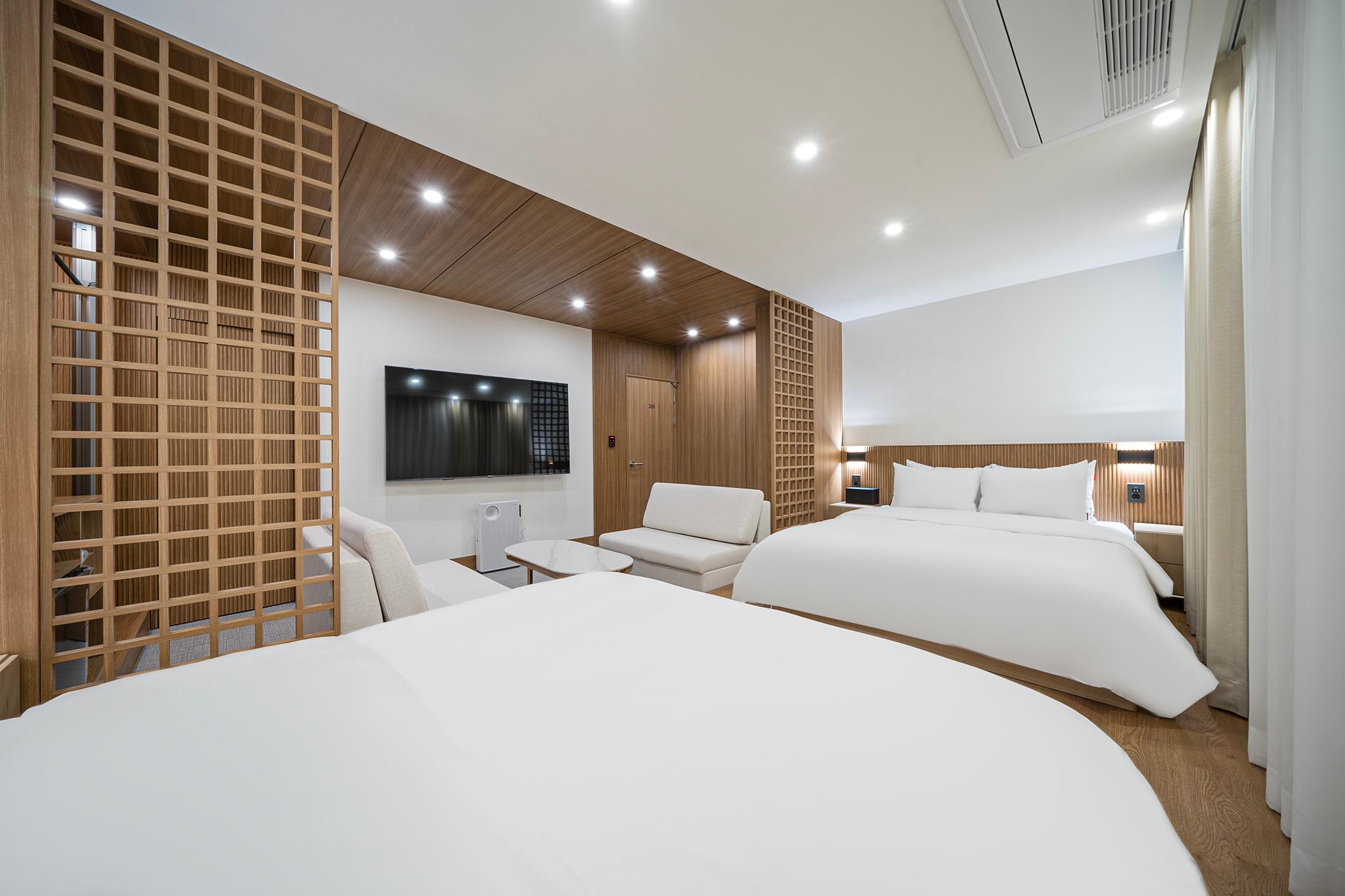 대구 동대구역 브라운도트 동대구역점 (Daegu Dongdaegu Station Brown Dot Dongdaegu Station Branch)