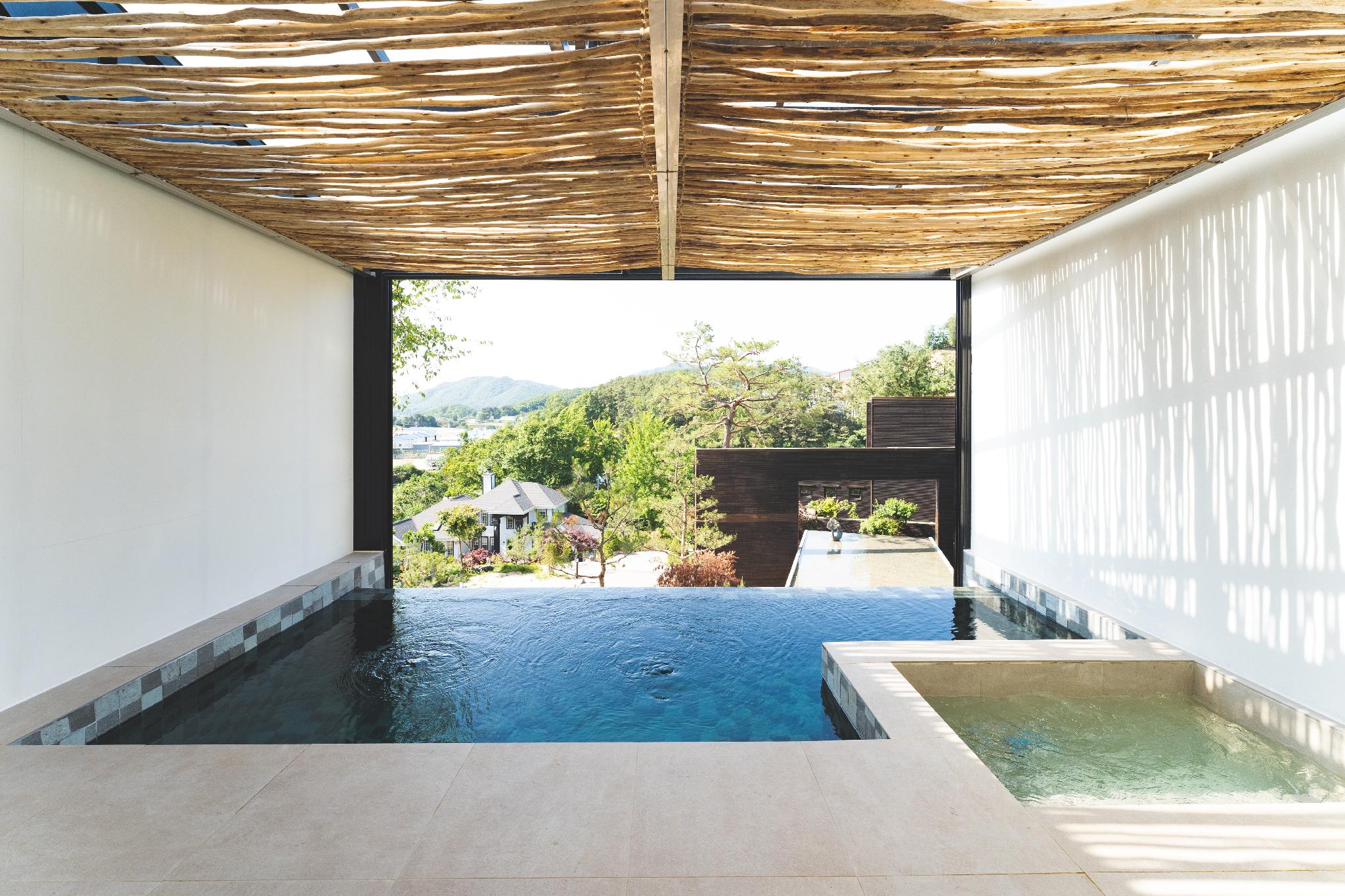 티볼리빌 스파 앤 풀빌라 (Tivoliville Spa N Poolvilla)