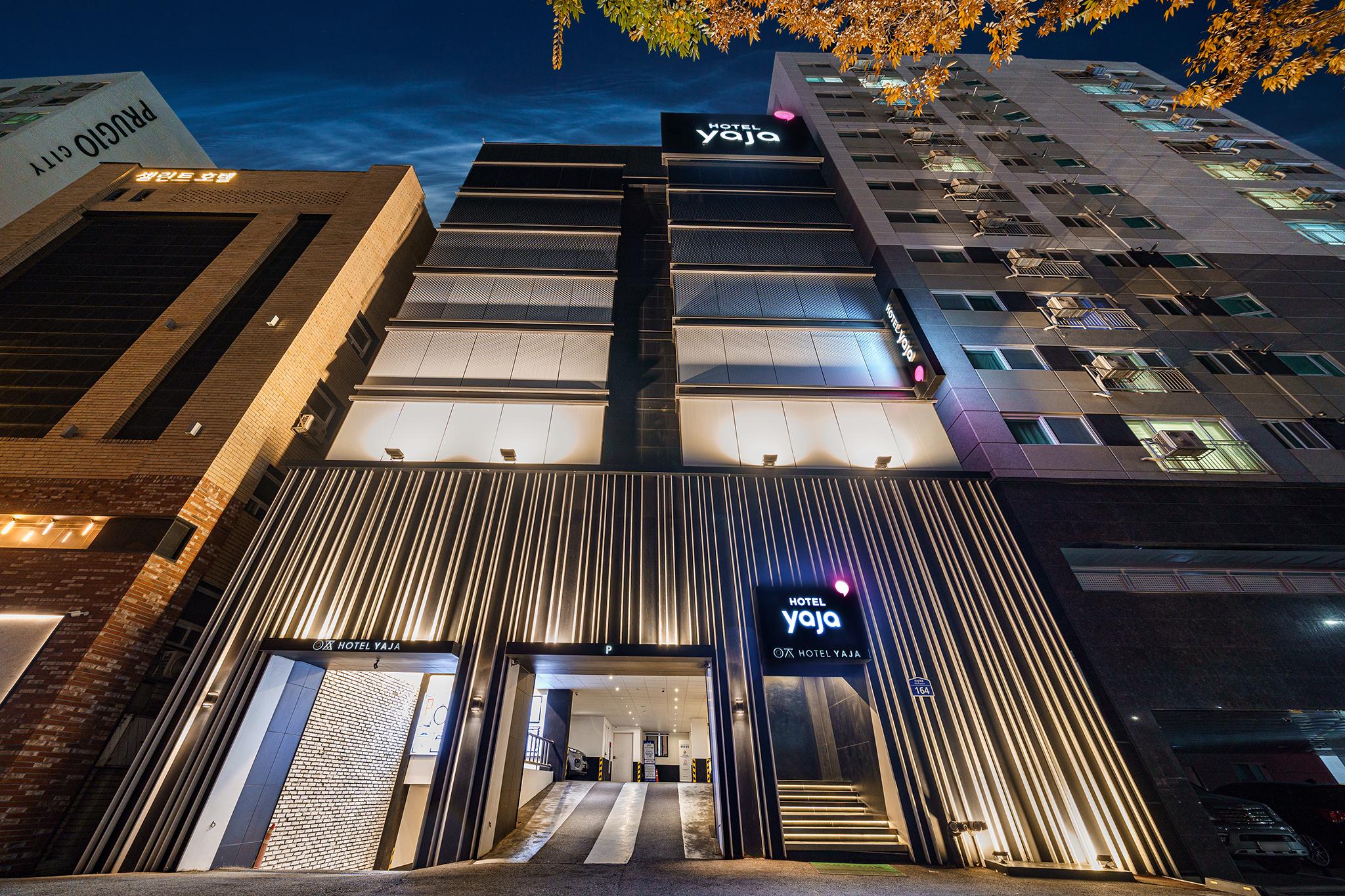 성남 YAJA 수진역점 (Seongnam YAJA Sujin Station)