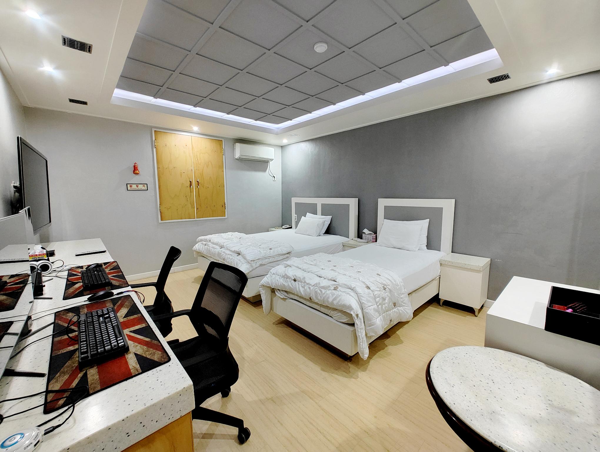 익산 클레오파트라 (Iksan Cleopatra)