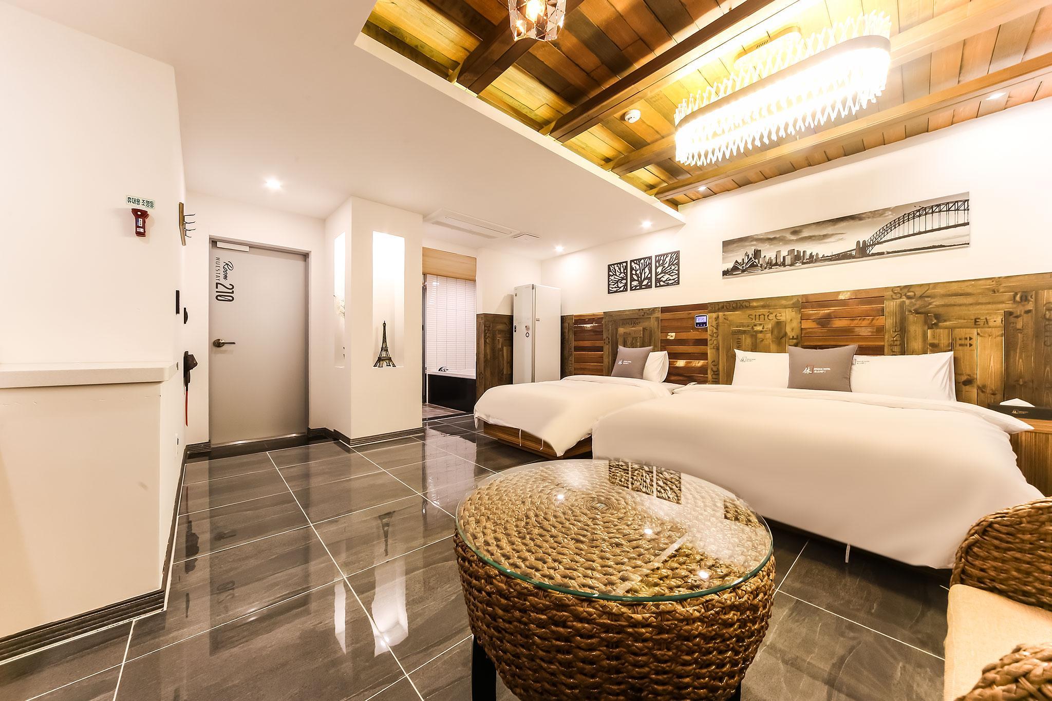 영주 휴 스테이 무인텔 (Yeongju Hue Stay Self check-in Motel)