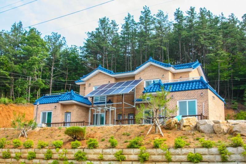 괴산 화양계곡도명산펜션 (Hwayang Gyegok Domyeongsan Pension)