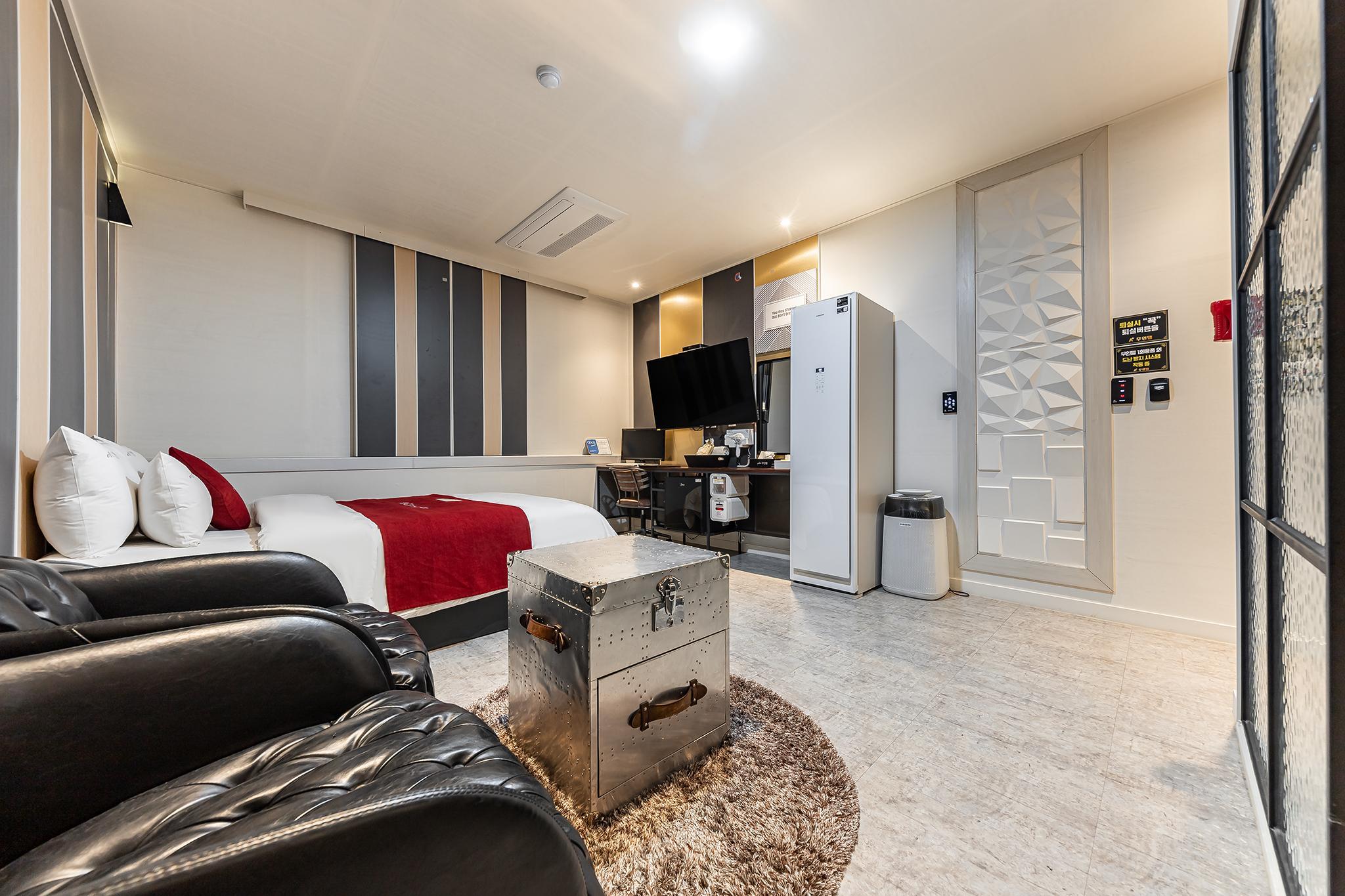 예산(내포) A+ 무인텔 Drive-in (Yesan A Plus Motel)