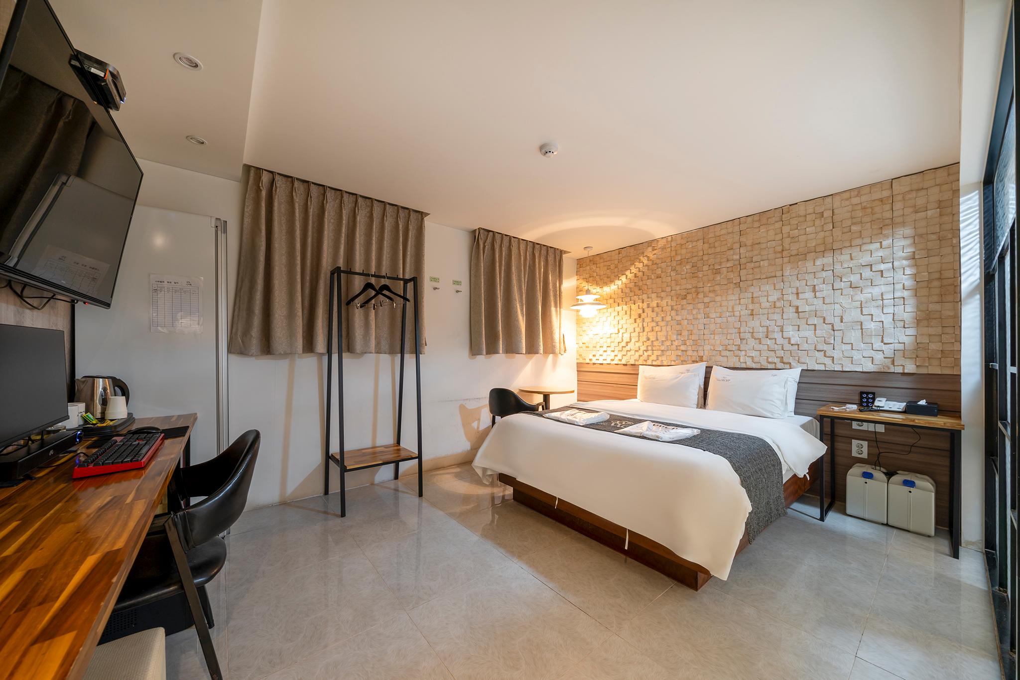 용인 호텔 와우 (Yongin Hotel Wow)