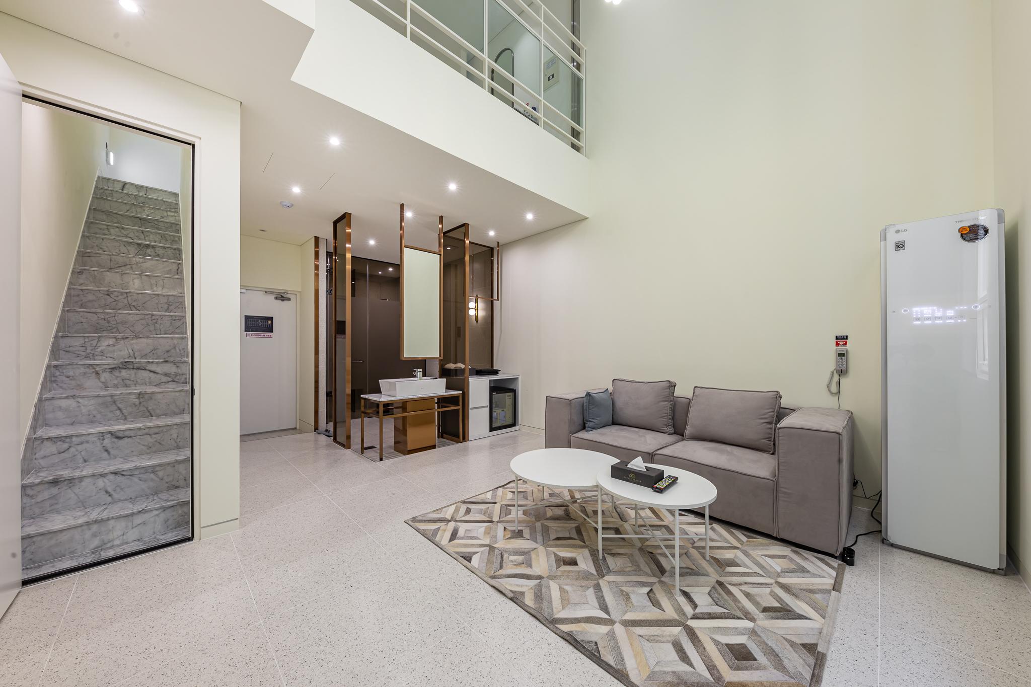 예산 덕산 테라스 무인텔 (Yesan Deoksan Terrace Motel)