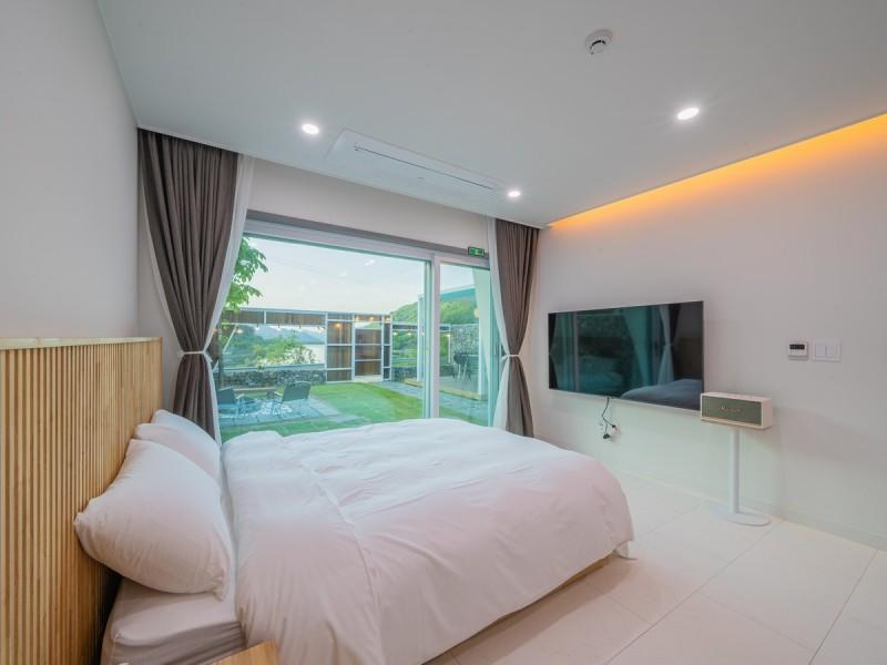 무주 포레스트 풀빌라 (Muju Forest Pool Villa)