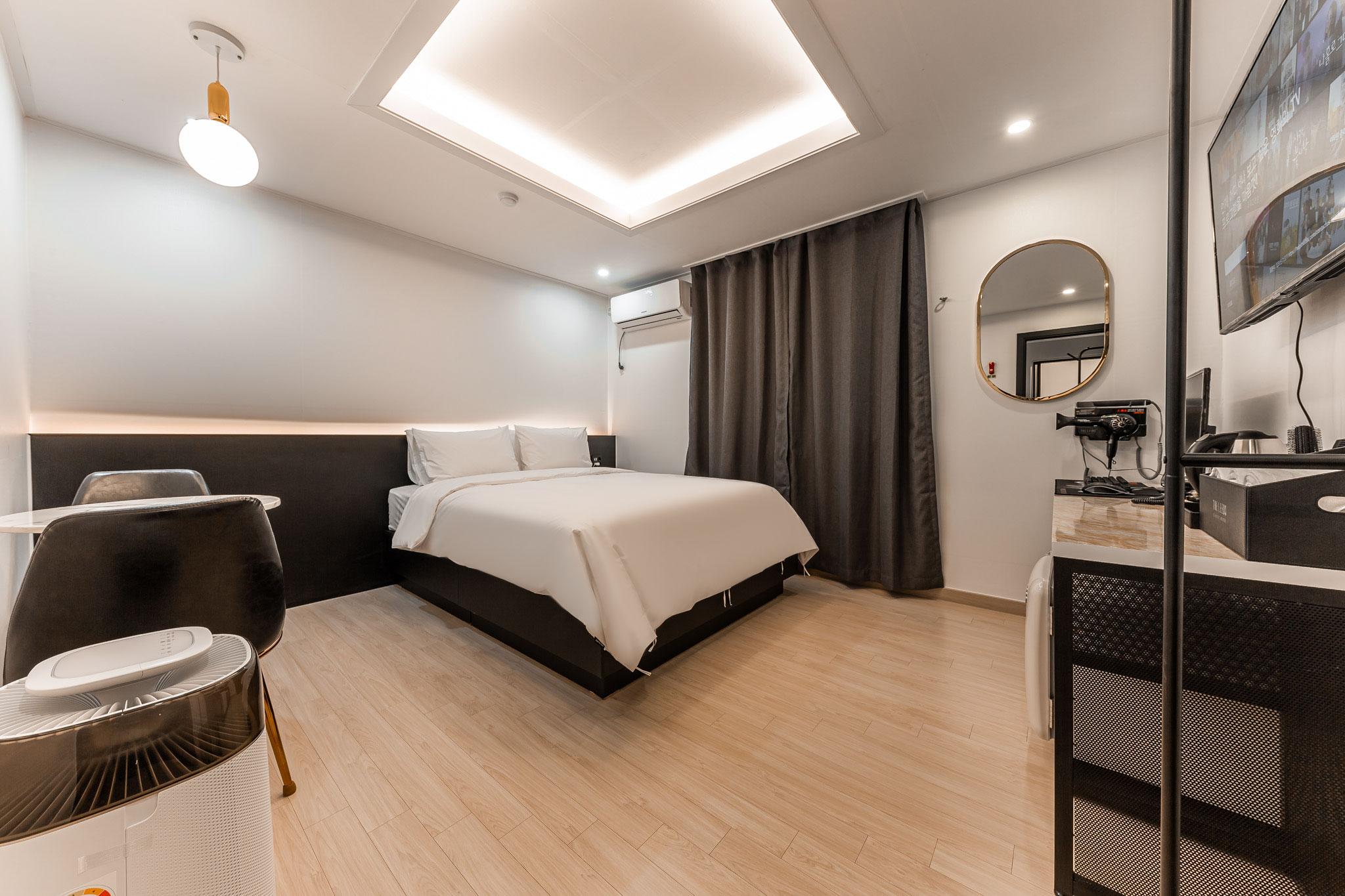 대전 문창 호텔 더리즈 (Daejeon Munchang Hotel The Leeds)