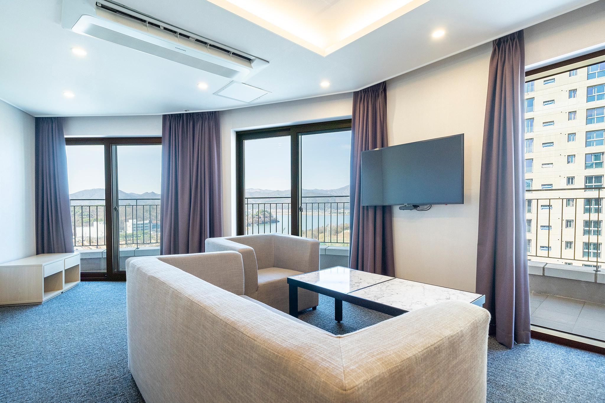 어반 서티 호텔 (Chuncheon Urban Thirty Hotel)