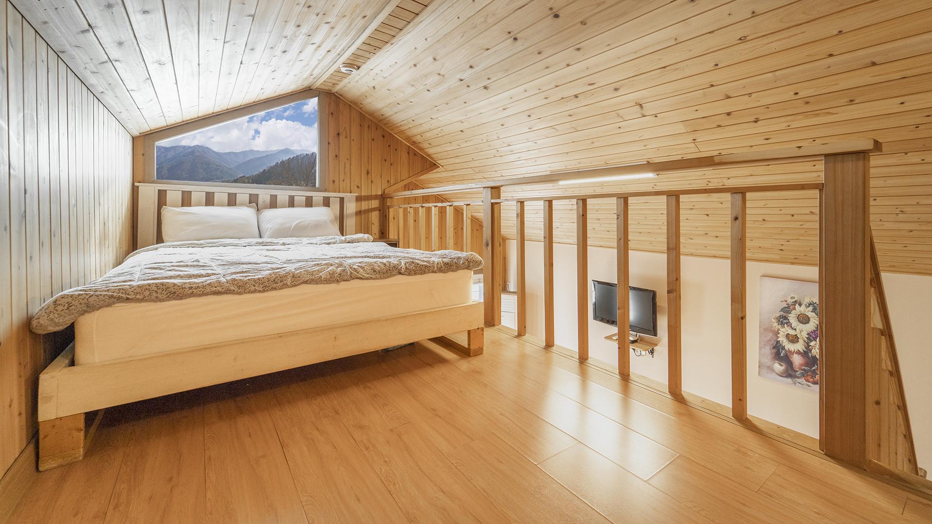 가평 아름마루 펜션 (Gapyeong Areummaru Pension)