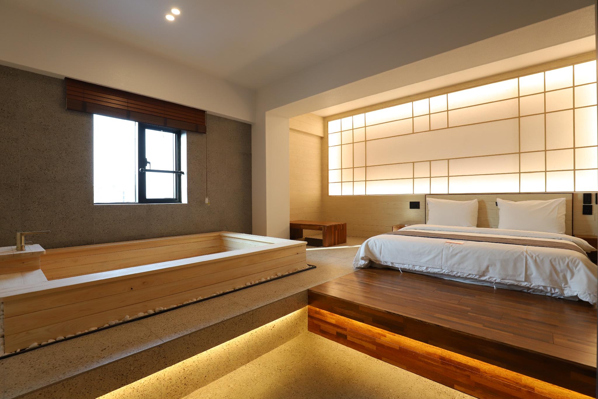 충주 바라안 호텔 (Chungju Baraan Hotel)