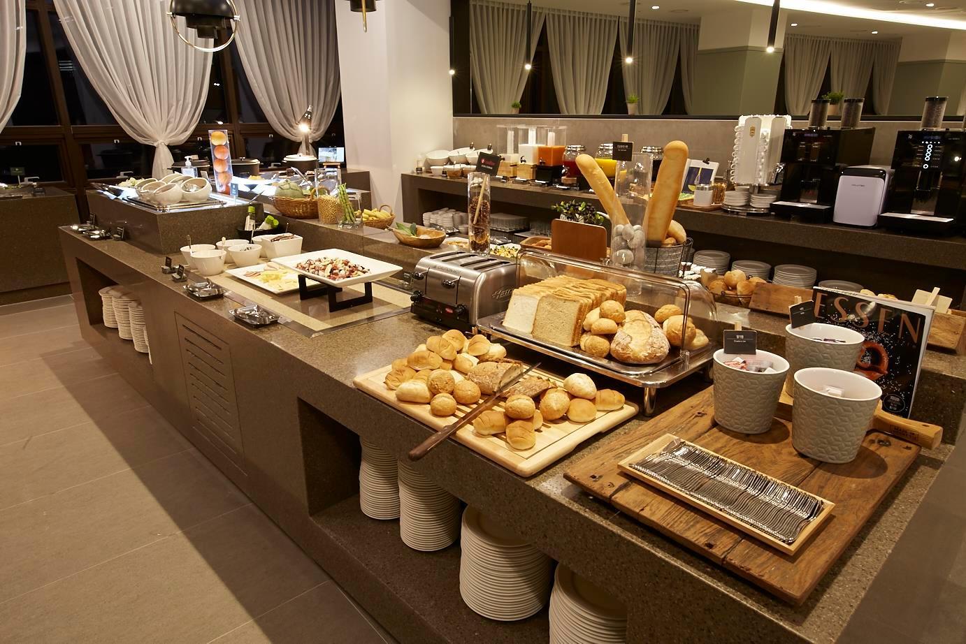 라마다 호텔 앤 스위트 강원 평창 (Ramada Hotel & Suites Gangwon Pyeongchang)