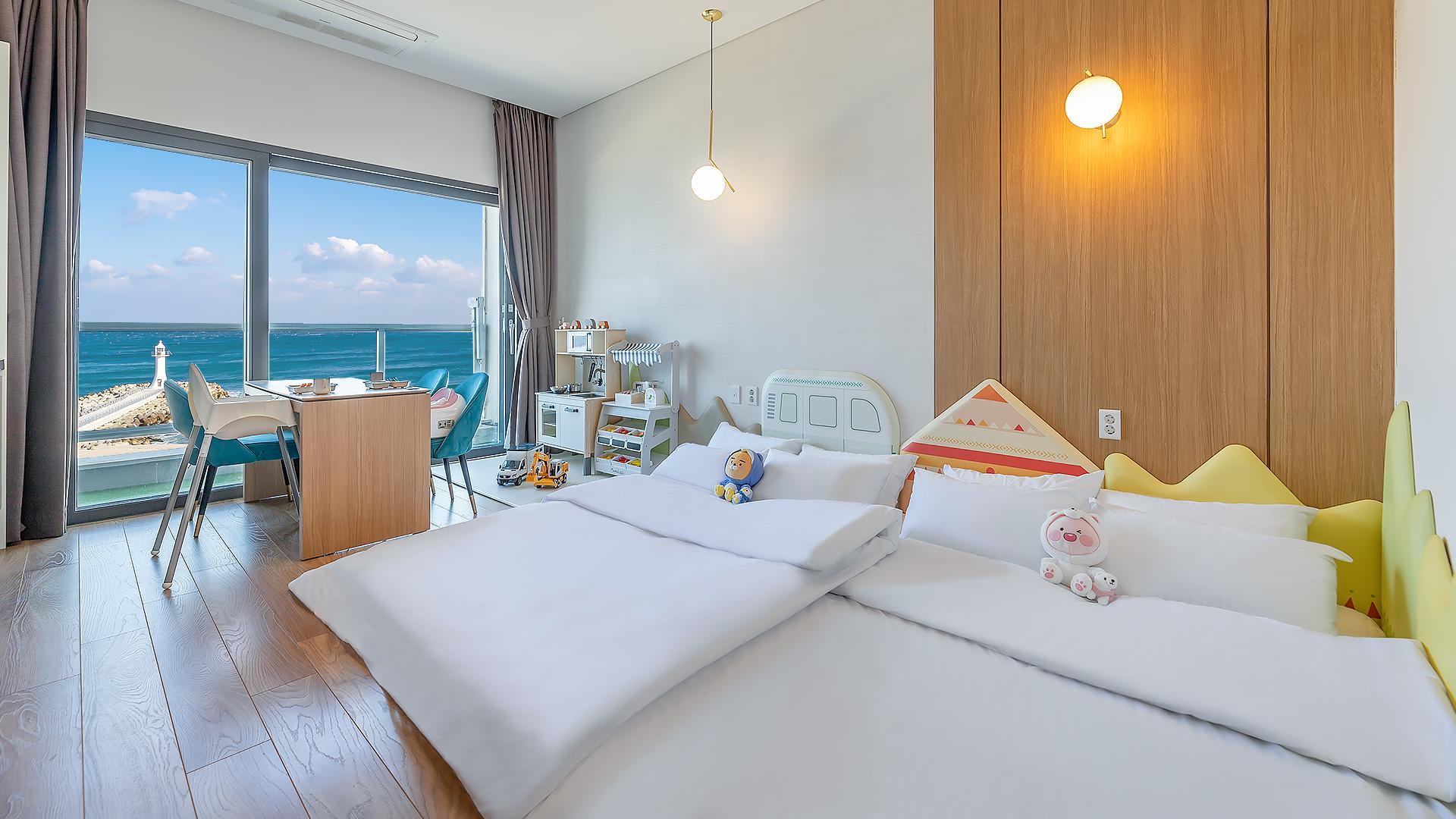 강릉 페리아902 키즈가족 스파펜션 (Gangneung Feria902 Kijeugajok Spa Pensio)