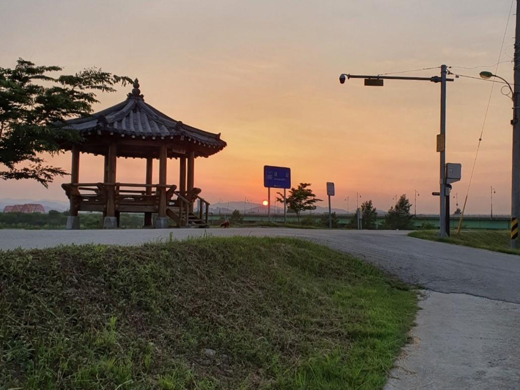 억새정원 펜션 (Buyeo Eoksae Jeongwon Pension)