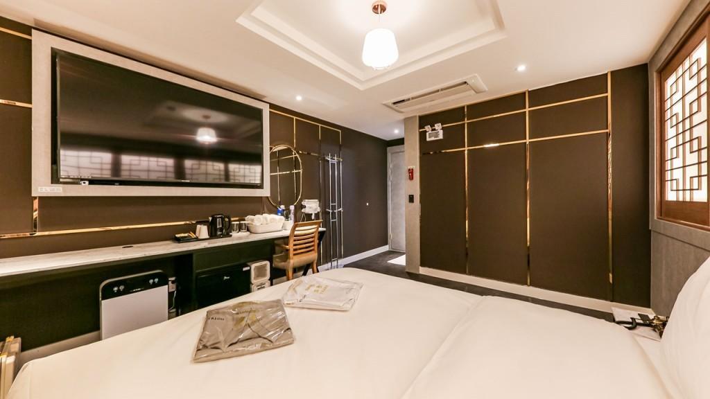 호텔 공주 (Hotel Princess)