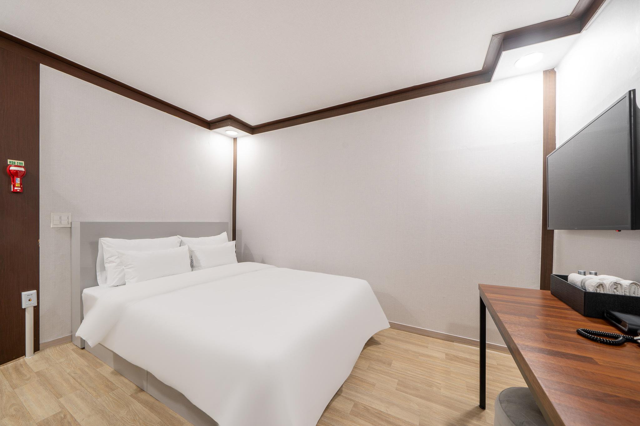 군산 짬 (Gunsan Jjam)