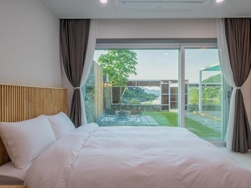 무주 포레스트 풀빌라 (Muju Forest Pool Villa)