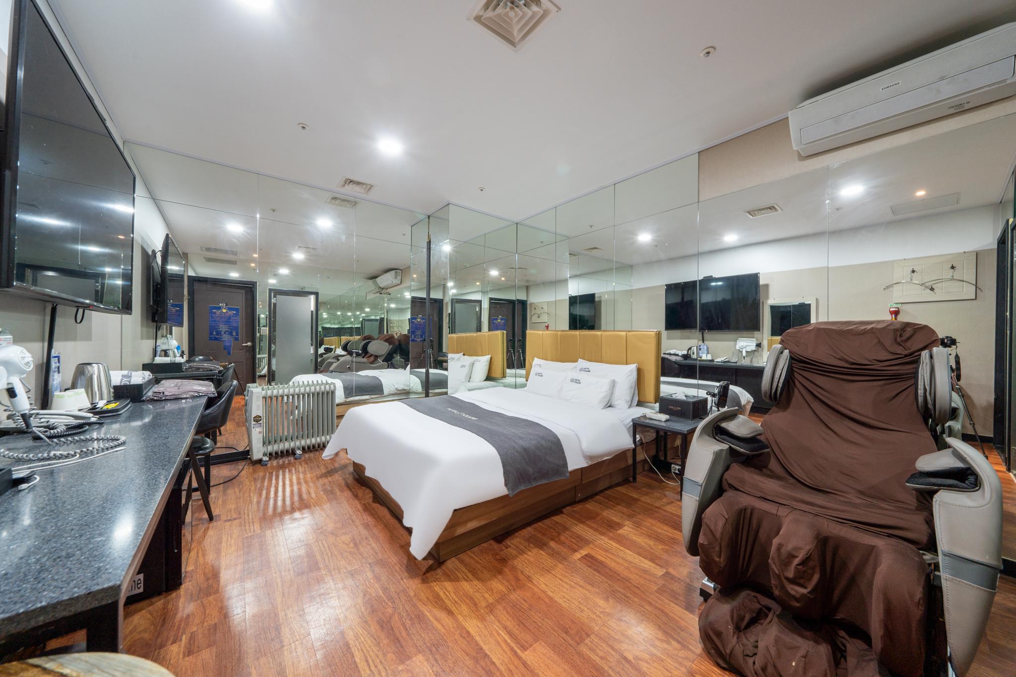 분당 야탑 호텔 유앤미 (Bundang Yatap Hotel You and Me)