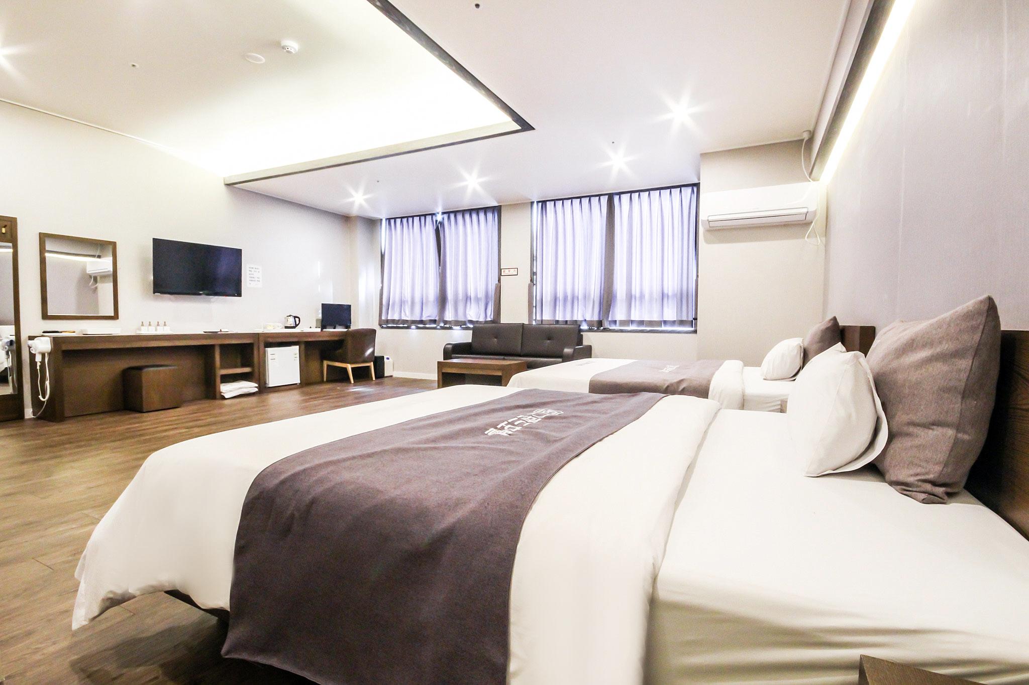 나주 그랜드 호텔 (Naju Grand Hotel)