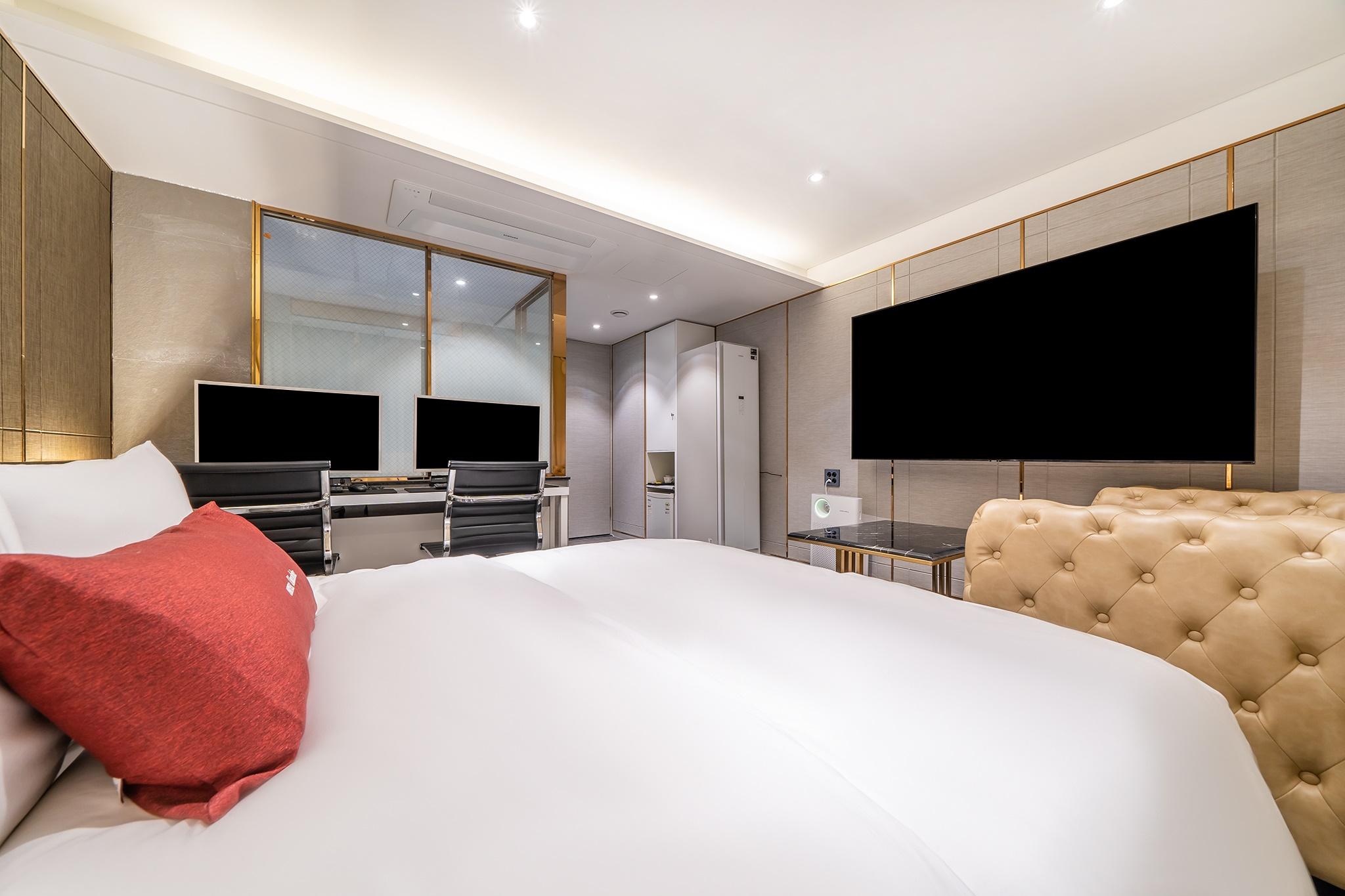 성남 모란 초콜릿 호텔 (Seongnam Moran Chocolate Hotel)