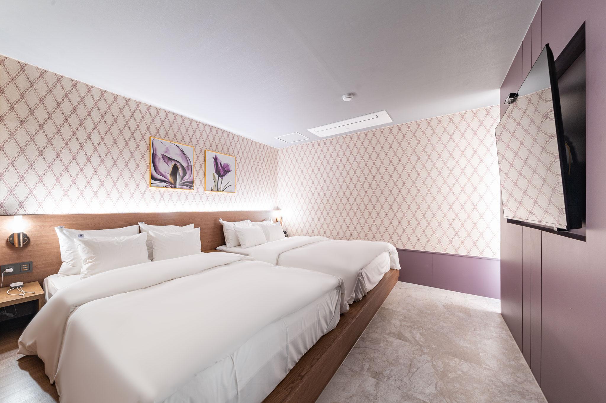 용인 호텔 이쁘다 쁘띠 (Yongin Hotel Pretty Petit)