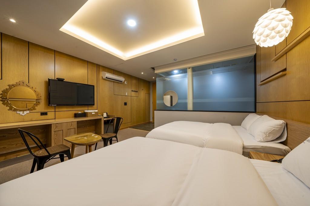 정읍 라베호텔 (Jeongeup Labe Hotel)