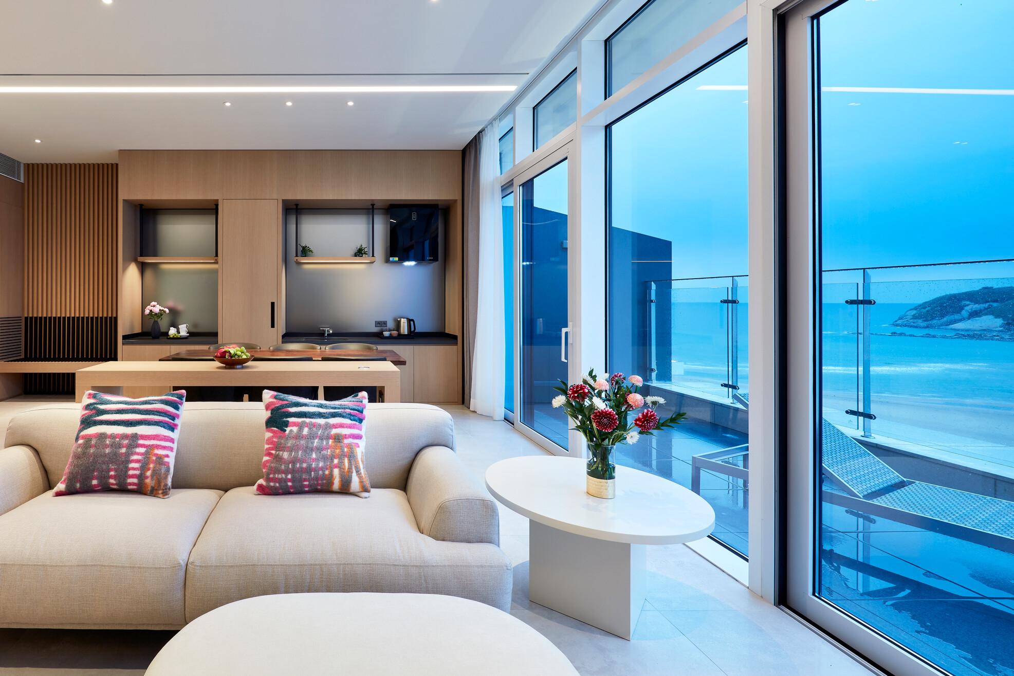 르네블루 바이 워커힐 (Renebleu by Walkerhill)