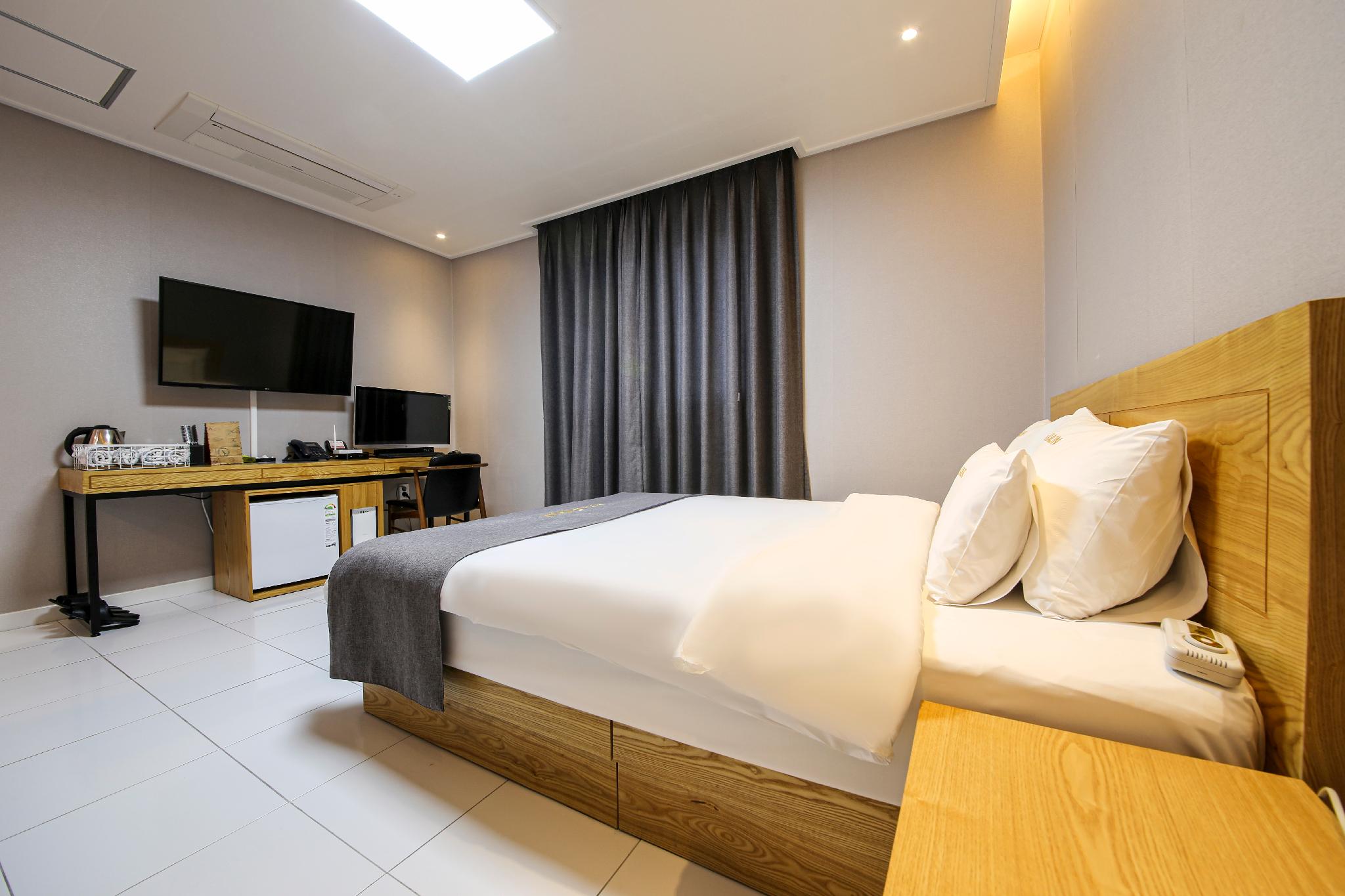 전주 중앙 라온 호텔 (Jeonju Jungang Raon Hotel)