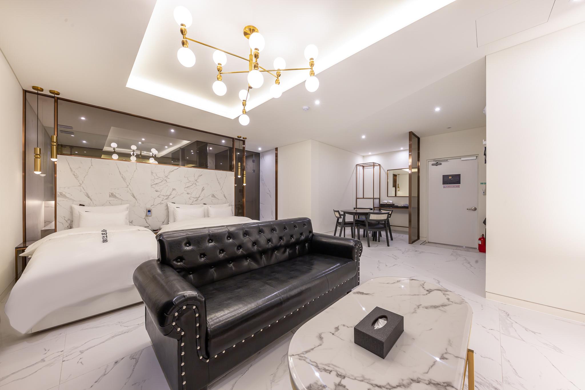 예산 덕산 테라스 무인텔 (Yesan Deoksan Terrace Motel)