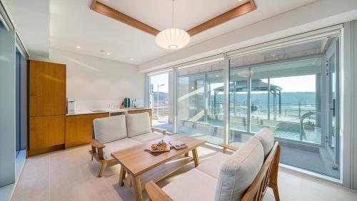 태안 오아텐풀빌라 (Taean Oaten Pool Villa)