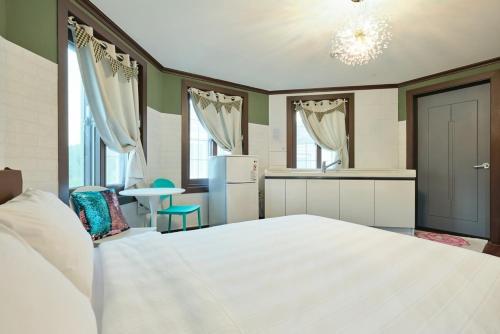 스카이 펜션 가평 함면 (Sky Pension Gapyeong Hamyeon)