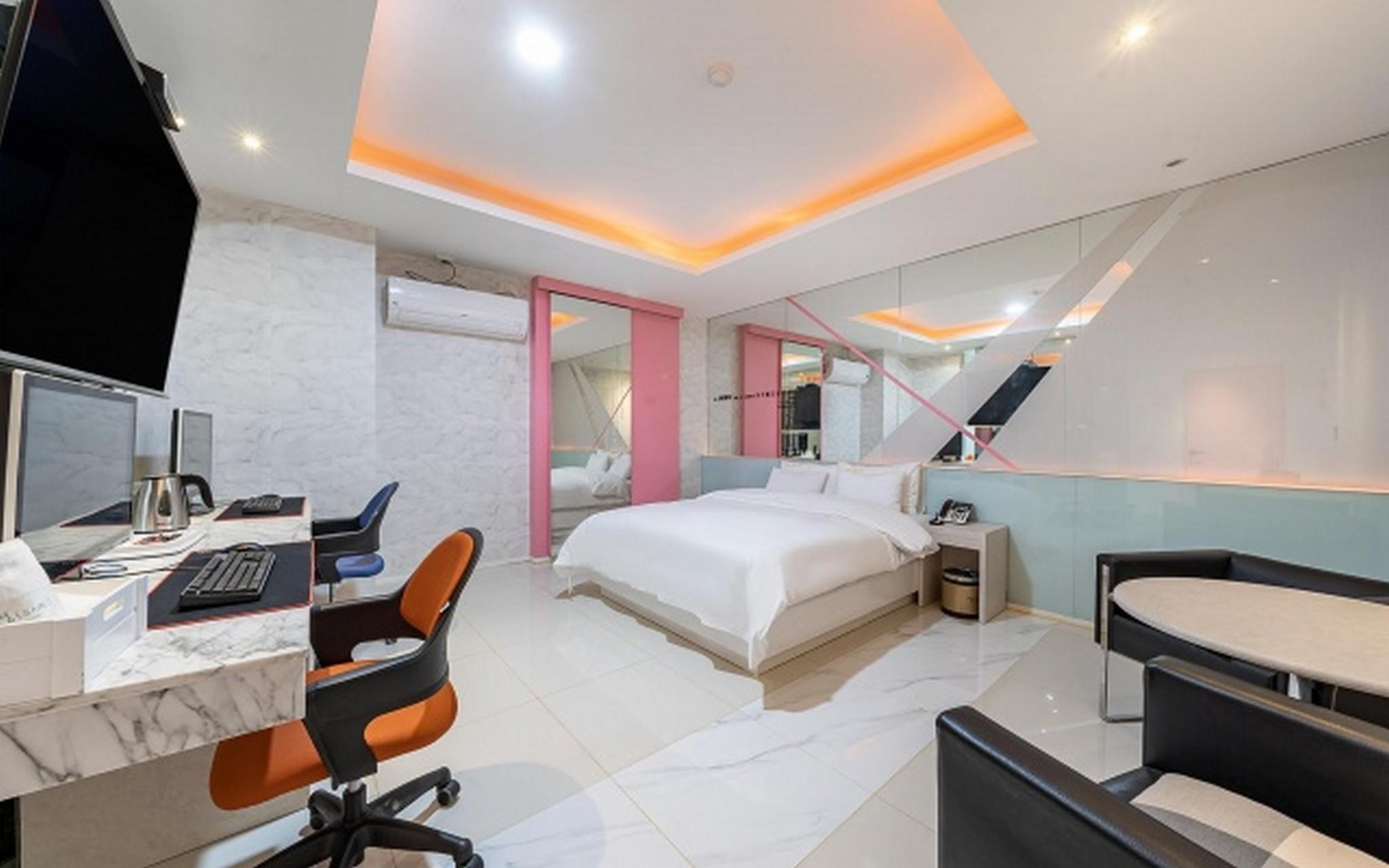 청주 썸 호텔 (Cheongju SUM HOTEL)