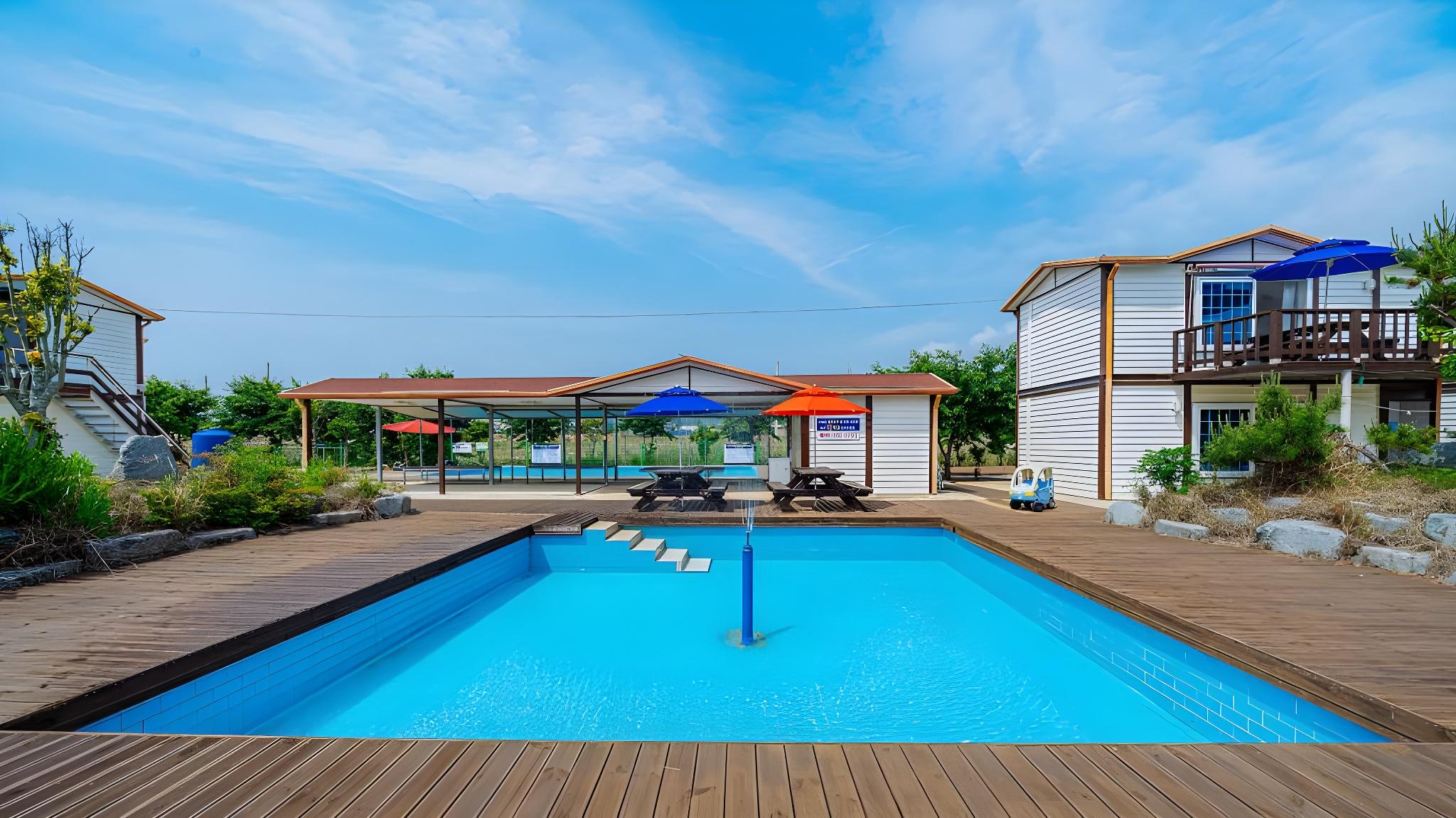 솔비치 펜션 (Sol Beach Pension)