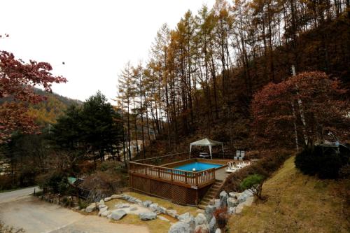 솔향기 펜션 (Pinearoma Pension)