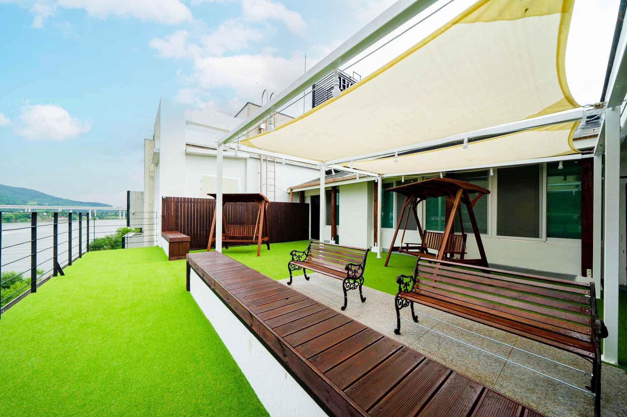 디엠버 호텔 (Yangpyeong D Emberhotel)