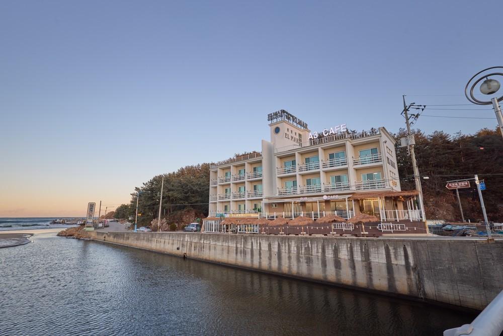 양양 엘마콘도텔 (Yangyang Elma Condotel)