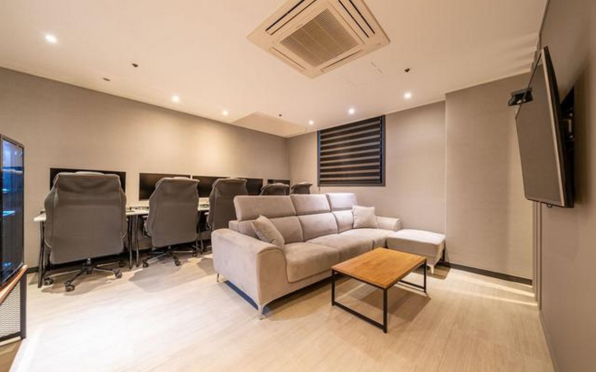 안산 호텔 J (Ansan Hotel J)