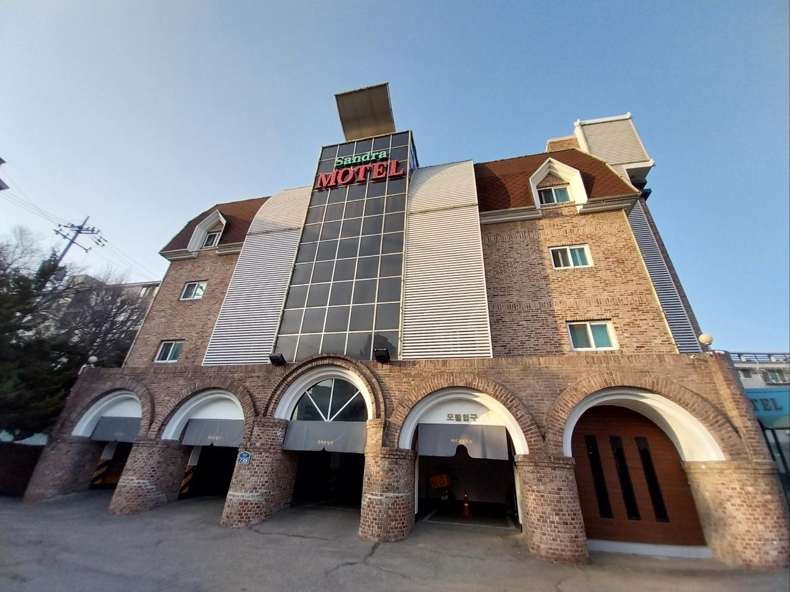 고양(관산동) 산드라 (Goyang (Gwansandong) Sandra)