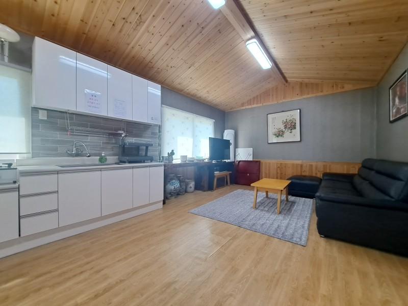 파주 솔잎펜션 (Paju Pine Tree Pension)