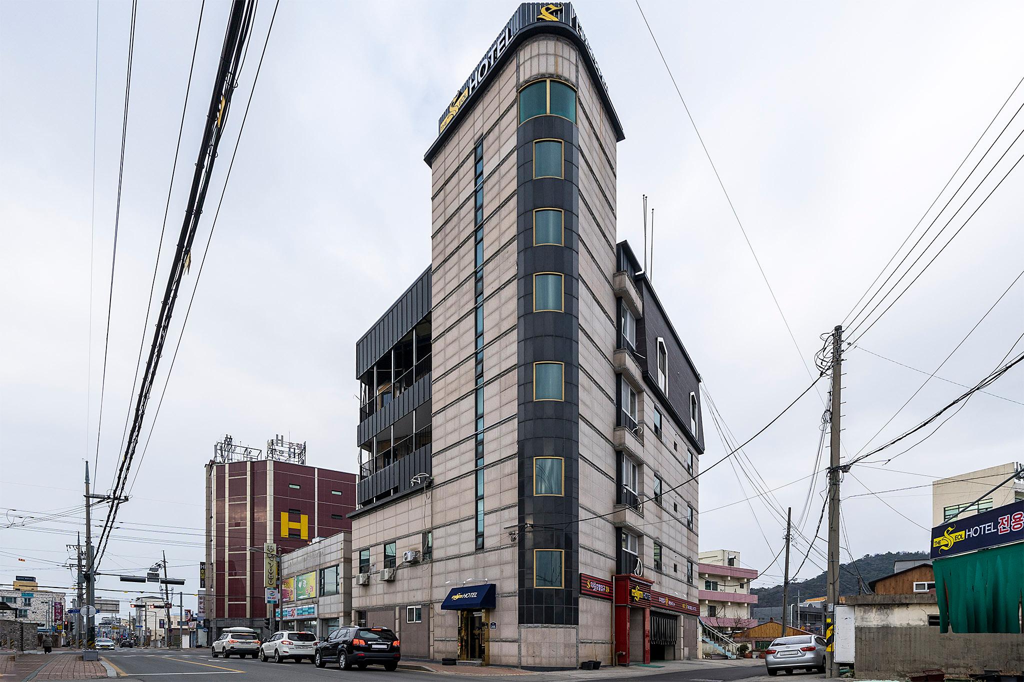 정읍 더 설 (Jeongeup The Seol)