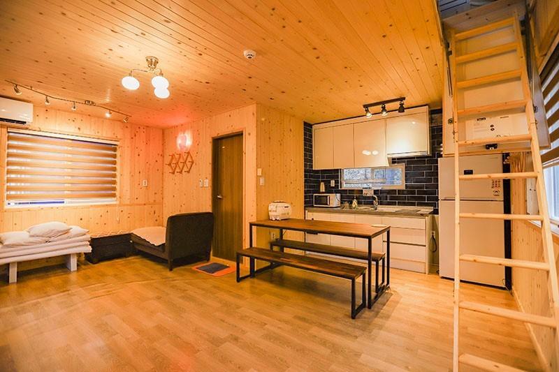 인제 백담레인보우펜션 (Inje Baekdam Rainbow Pension)