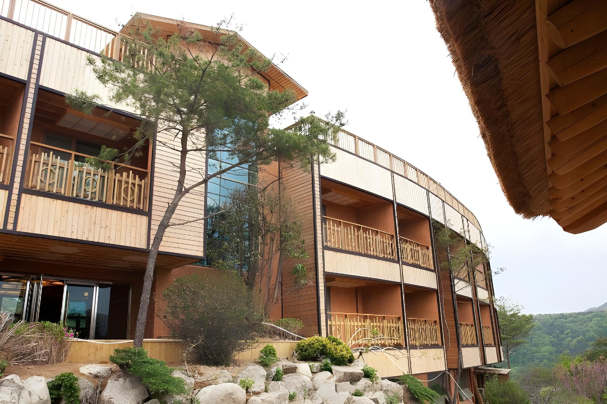 호텔드포레 (Hotel Deforre)