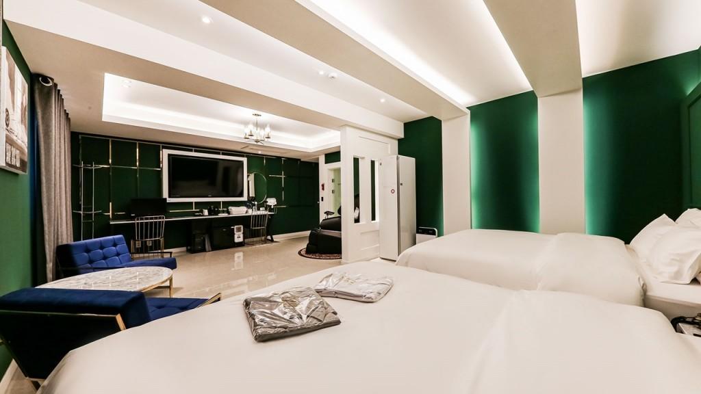 호텔 공주 (Hotel Princess)