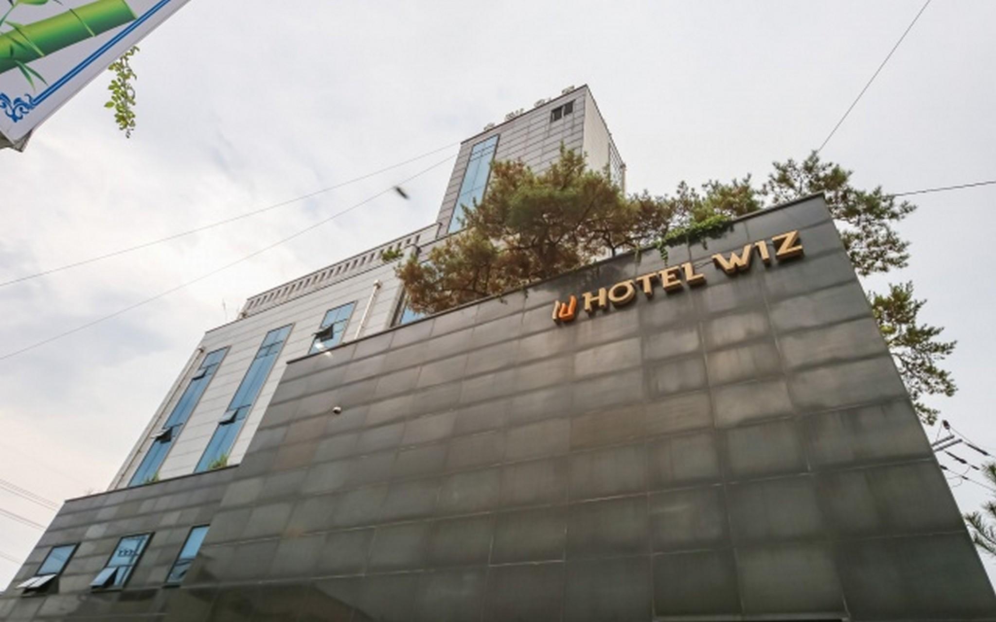영주 호텔 위즈 (Yeongju Wiz Hotel)