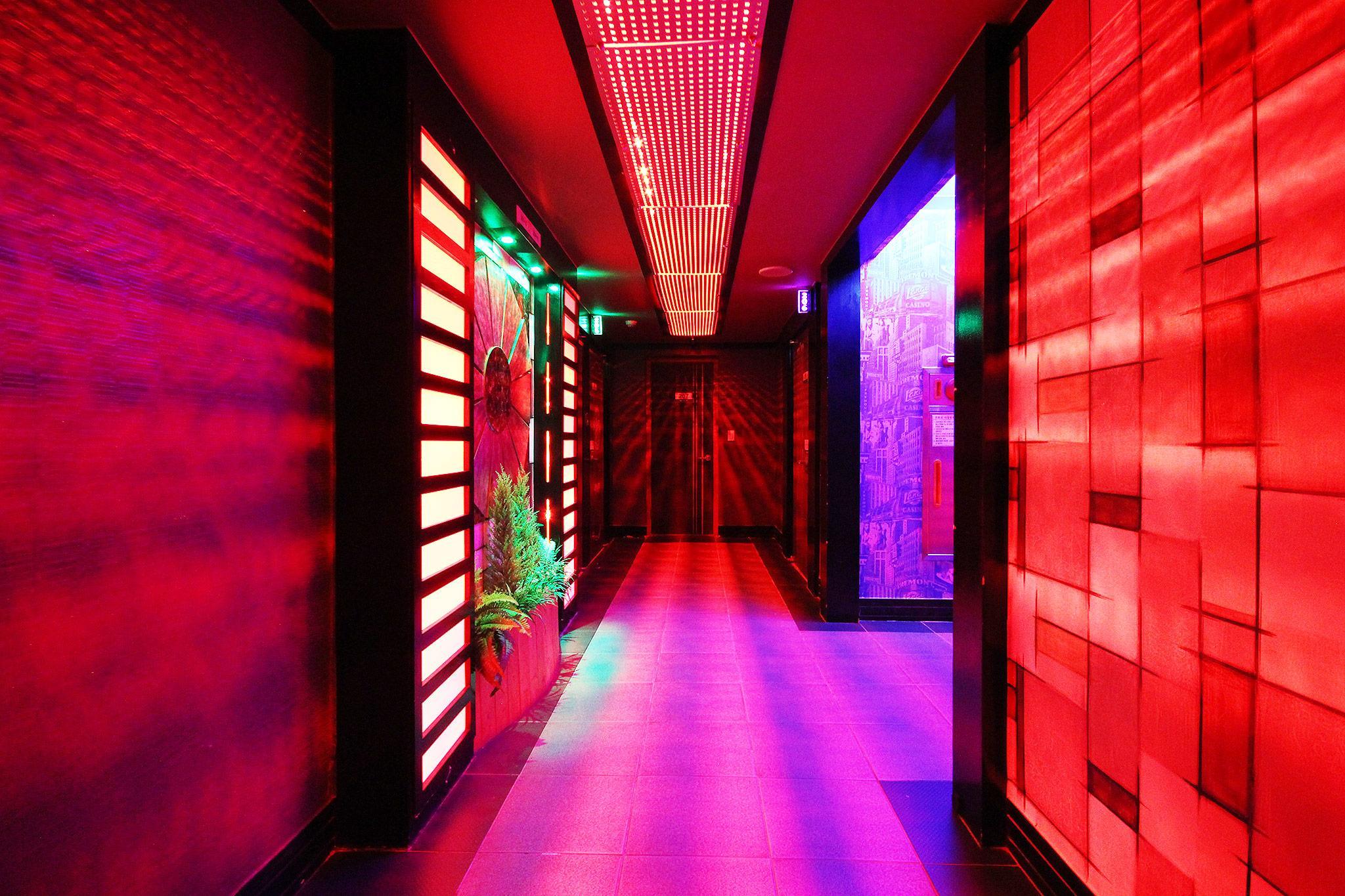 구미 원평동 랜슬럿 (Western Wonpyeongdong Lancelot)