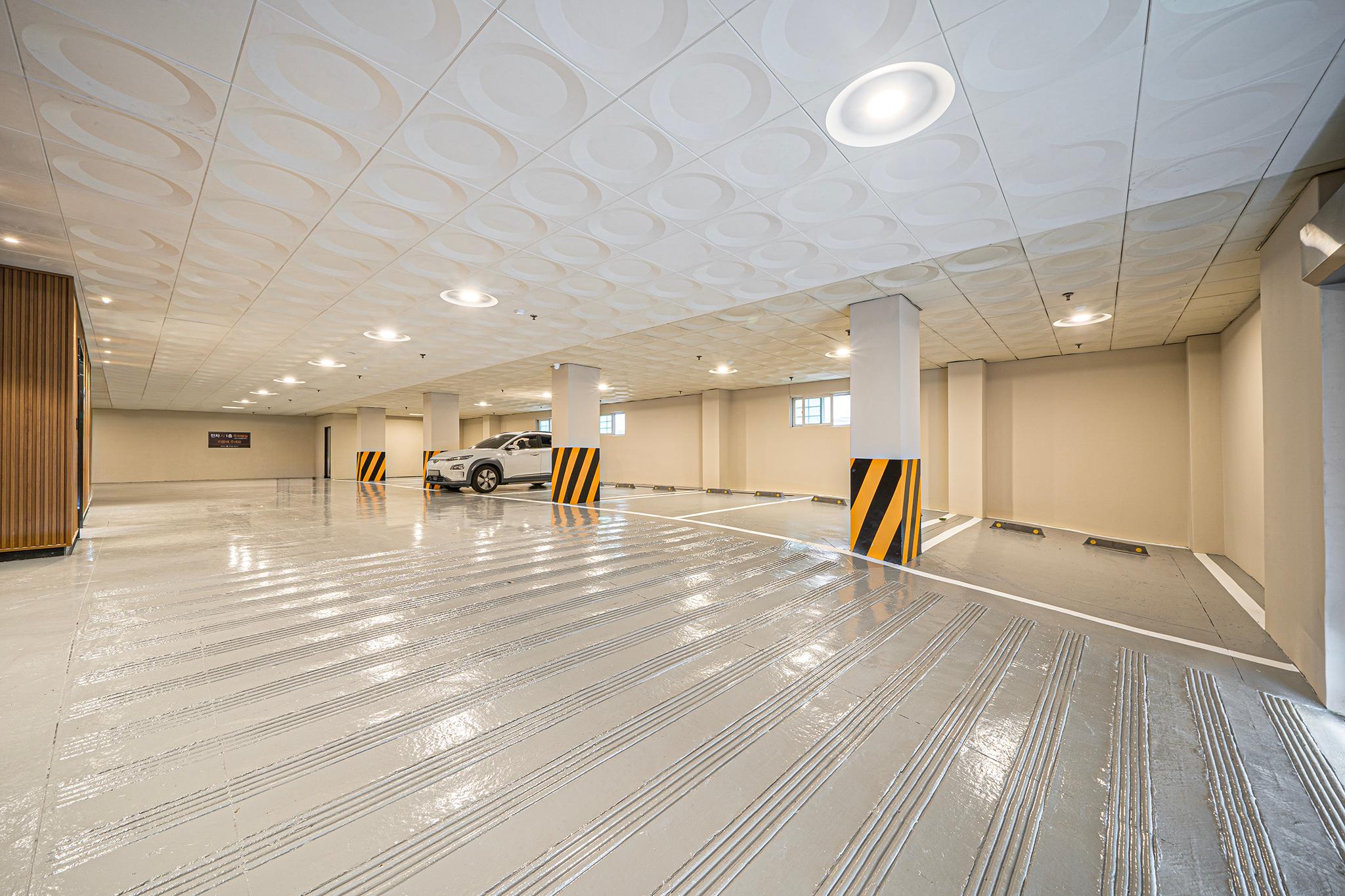 대구 동대구역 브라운도트 동대구역점 (Daegu Dongdaegu Station Brown Dot Dongdaegu Station Branch)