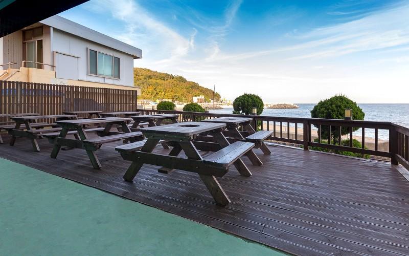 영덕 개미똥꾸펜션 (Yeongdeok Gaemitongkku Pension)