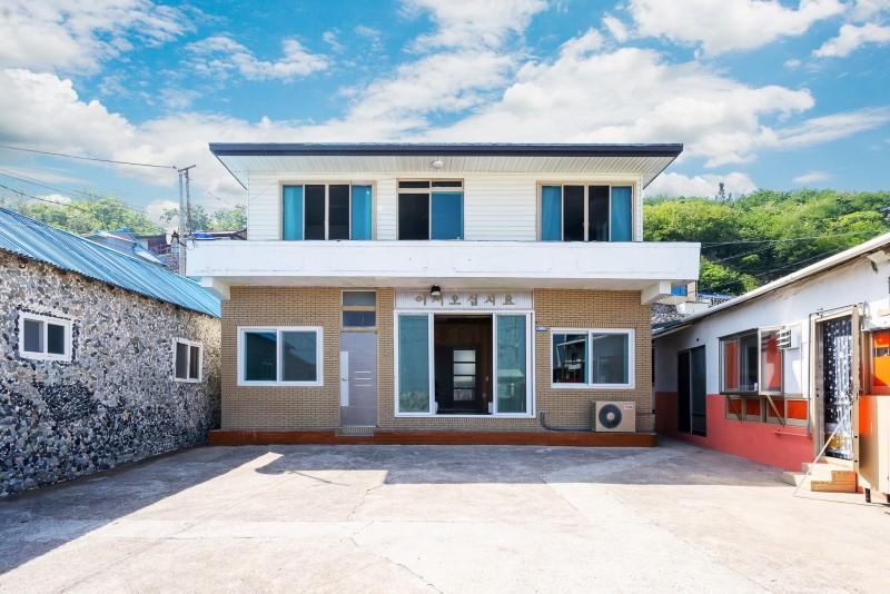 영덕 스테이693오션뷰펜션 (Yeongdeok Stay 693 Ocean View Pension)