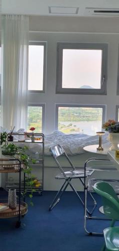 Studio Lakecation in Sejong