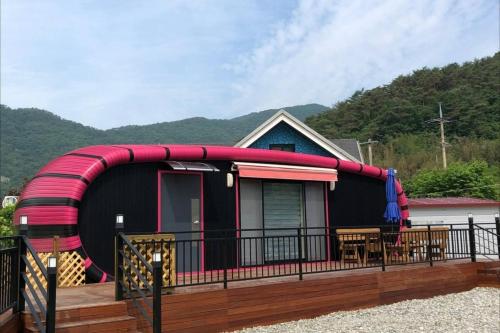 고창 선운 하늘채 펜션 (Gochang Seonun Haneulchae Pension)